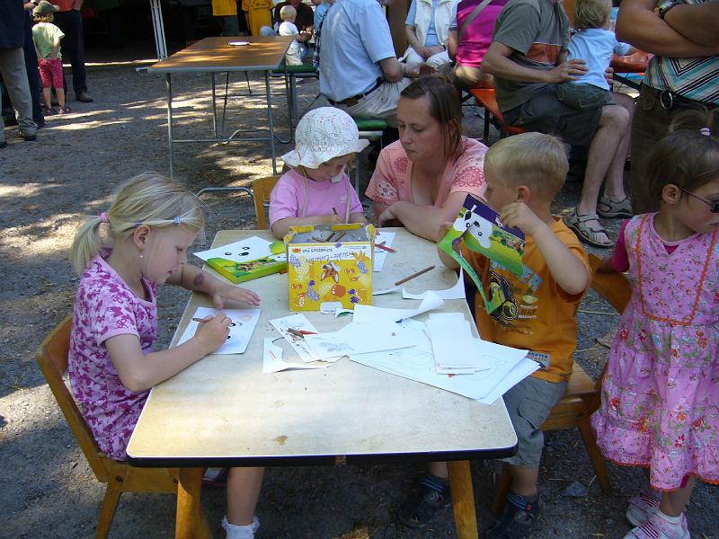 Haehnewettkraehen der Kreisjugend des Kreisverbandes Guetersloh 023.jpg - Hähnewettkrähen des Kreisverbandes Gütersloh in Langenberg auf dem Hofe Großelohmann